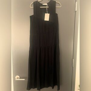 Everlane Tencel V-Neck dress Size XS new with tags